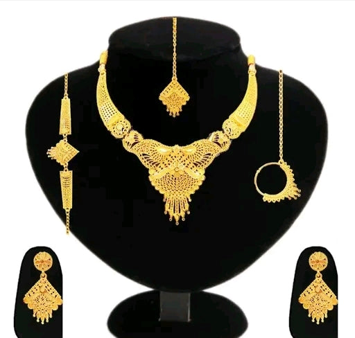 ⭐Princess Golden Necklace/ Jewellery Set With FREE Earrings