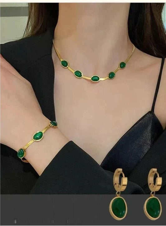 💎Premium Oval Green Crystal Pendant Necklace Set With Bracelet