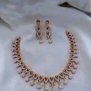 PREMIUM MATTE NECKLACE WITH EARRING Hover Image